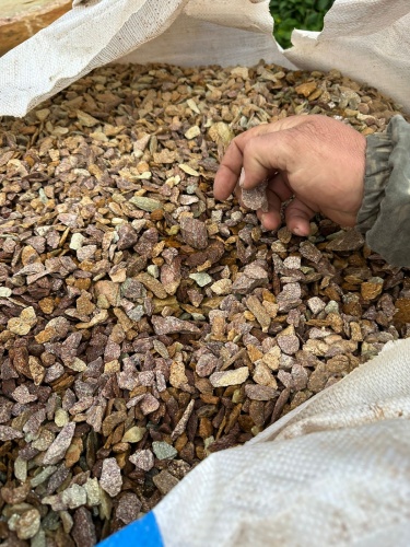 Златолит персиковый декоративная каменная крошка купить в Фрязино