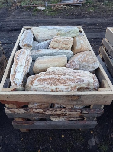 Златолит жёлтый, жёлто-зелёный глыбки и валуны для ланшафтного дизайна купить в Фрязино