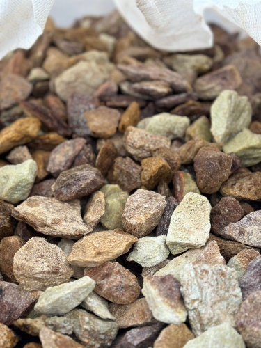 Златолит персиковый декоративная каменная крошка купить в Фрязино