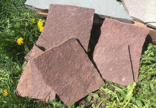 Плитняк лемезит бордовый для цоколя 1,5-2 см купить в Фрязино