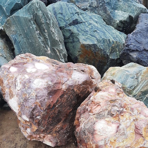 Ландшафтные глыбы красно-фиолетовые 200-1000 килограмм купить в Фрязино