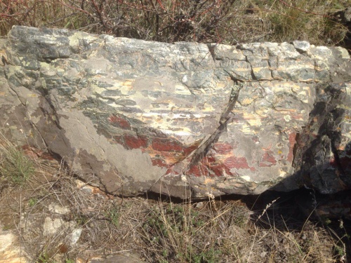 Гигантские зелёные валуны для ландшафтного дизайна весом более 5 тонн купить в Фрязино