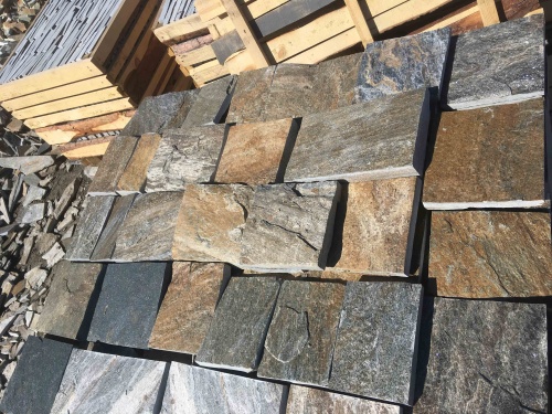 Плитка пилёная златолит Уральский для цоколя, отмостки купить в Фрязино