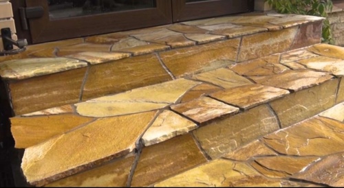 Плитняк златолит жёлтый золотистый для отмостки купить в Фрязино